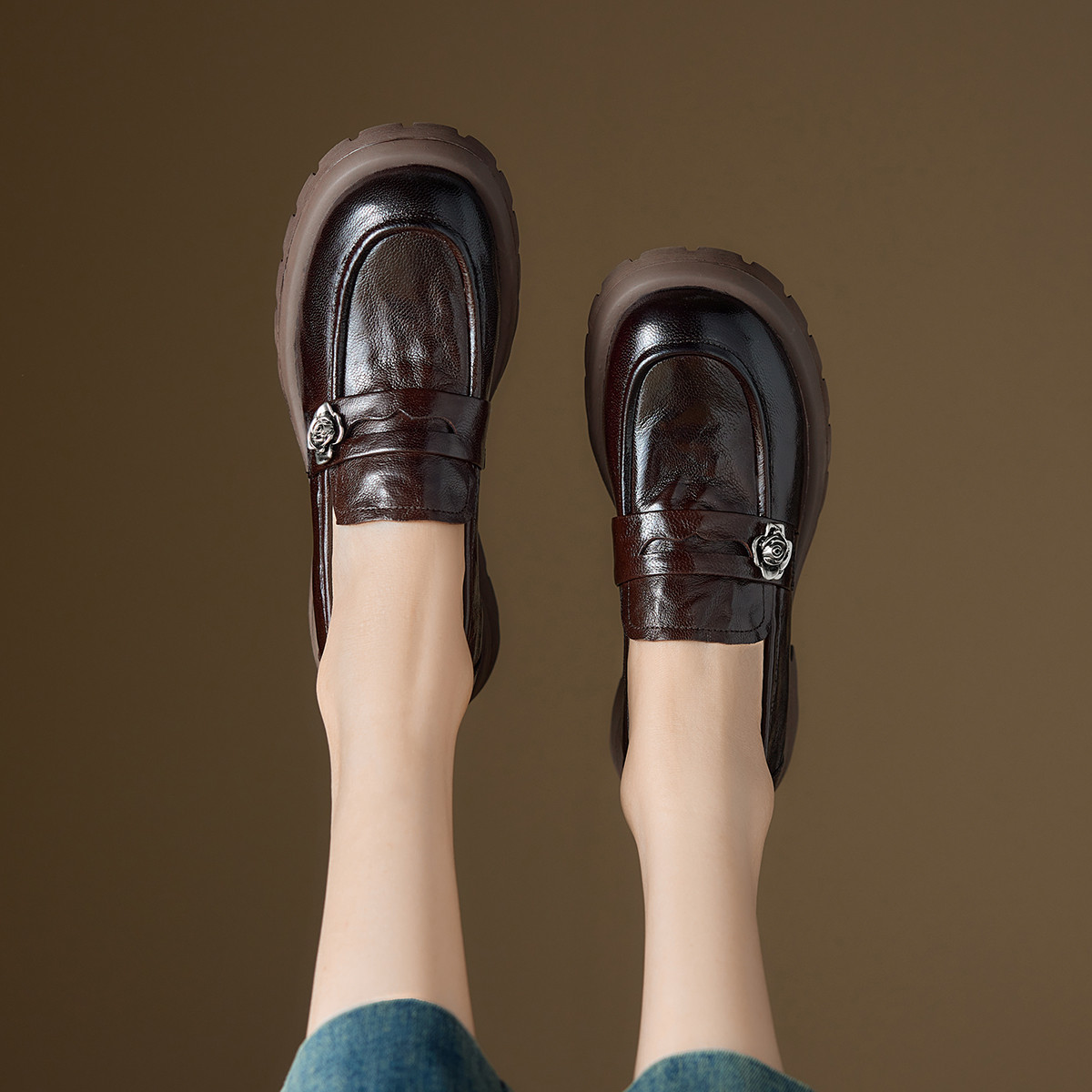 ��ܽ˹ ͷ����Ƥ�������������ָ�ЬŮЬ���ٴ�����ͨ��Ь����Ů��Ь237Ԫ