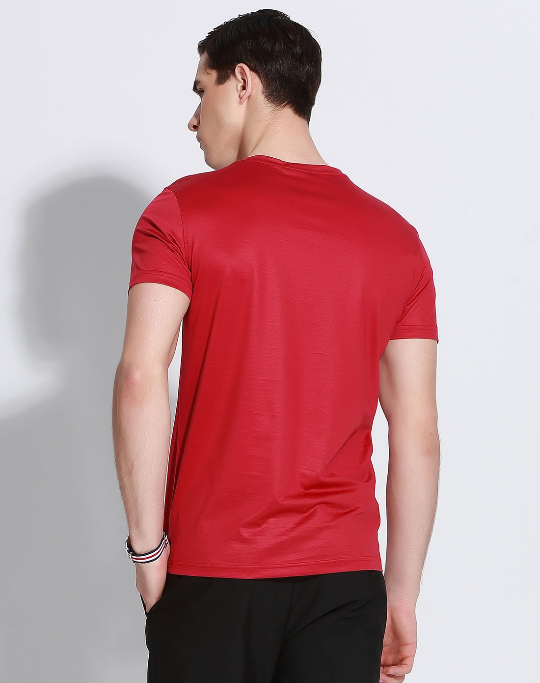 时尚潮流短袖t恤深红色