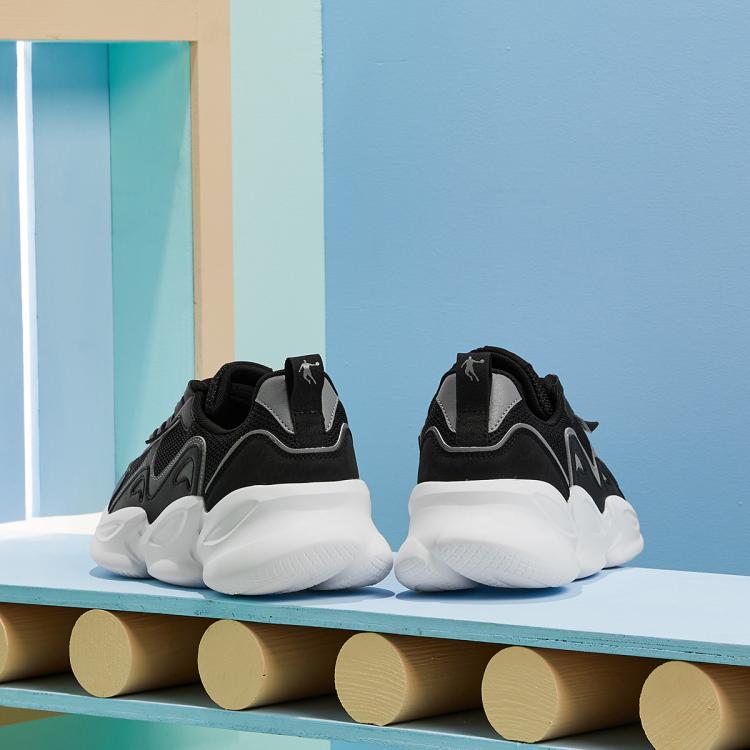 乔丹 【热卖推荐】秋冬男款运动休闲鞋网面透气轻便跑步鞋男学生运动鞋