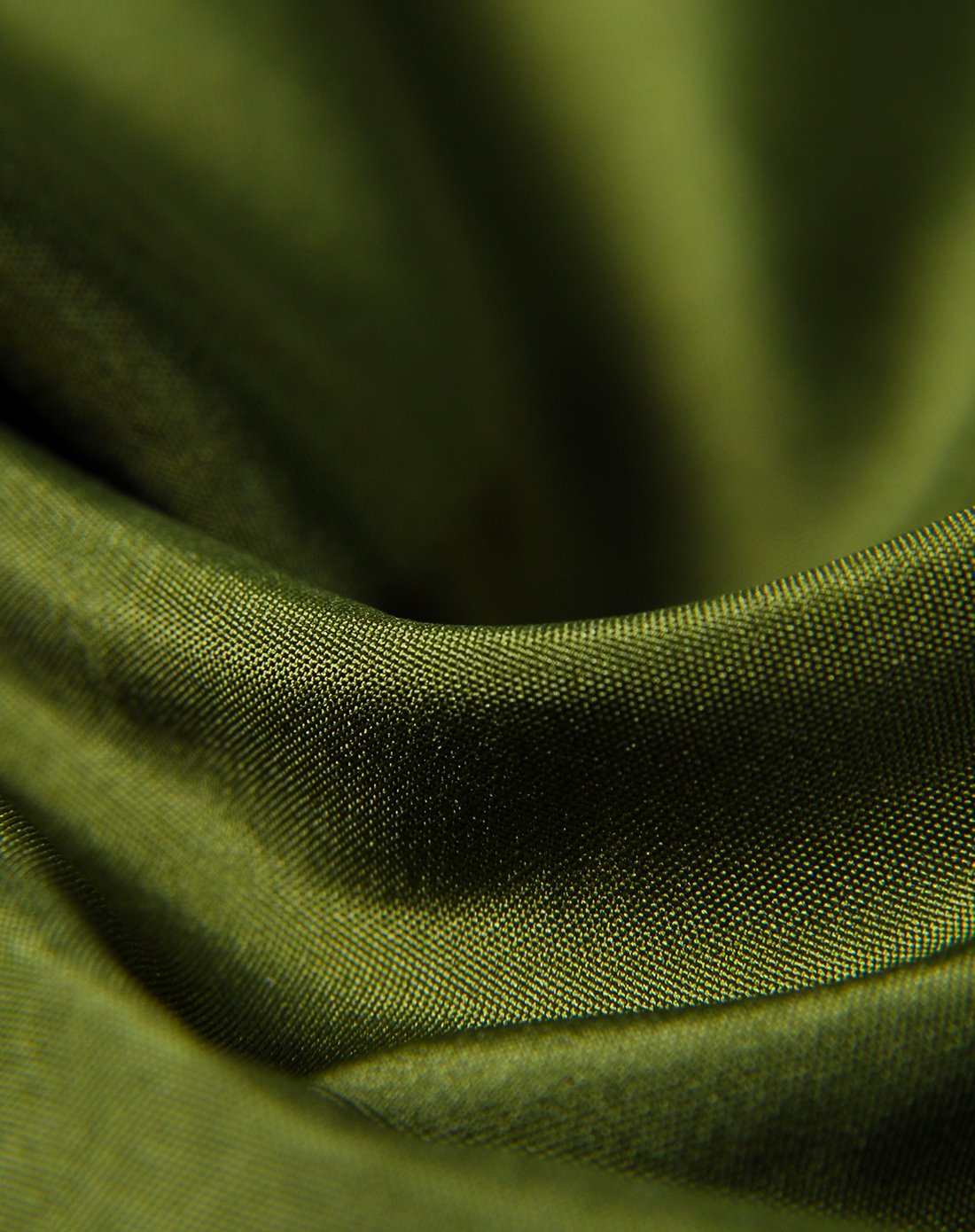 中绿色简约纯色气质羽绒服