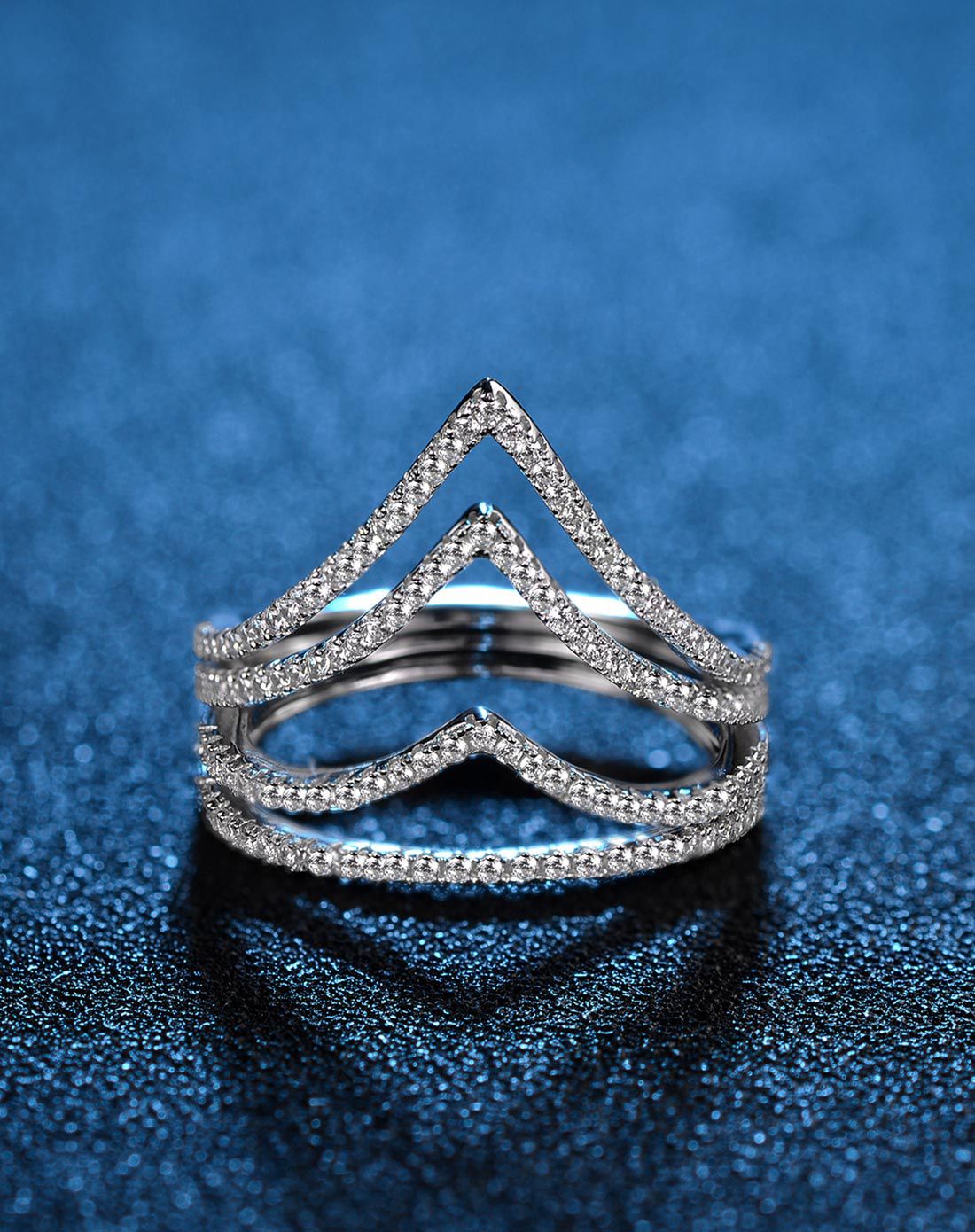 bazaar 时尚名媛必备之越爱越深戒指