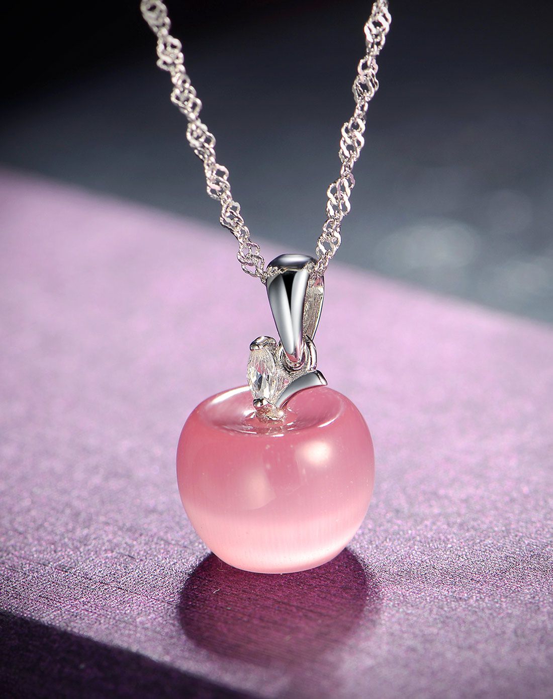 芭莎925银时尚红苹果项链