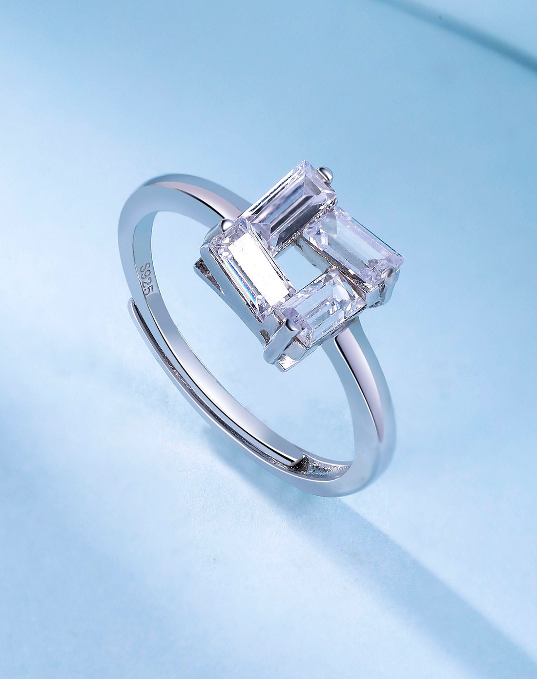 925银精美时尚方形戒指