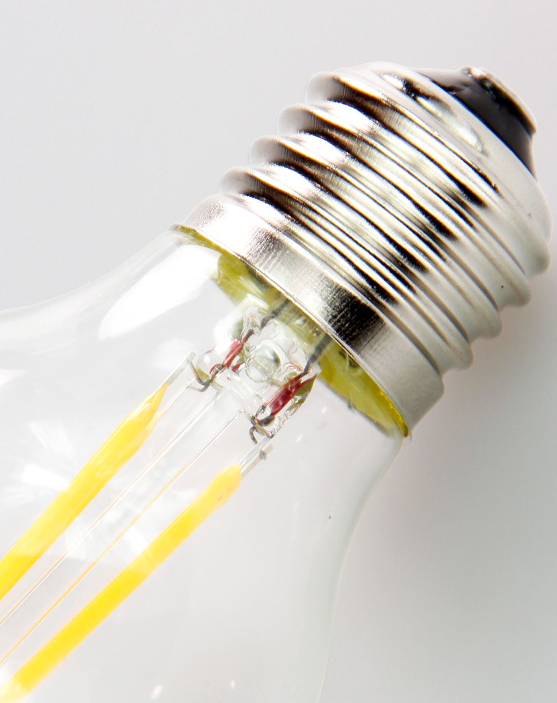 陶瓷钨丝球泡 白光e27 6w 四个装