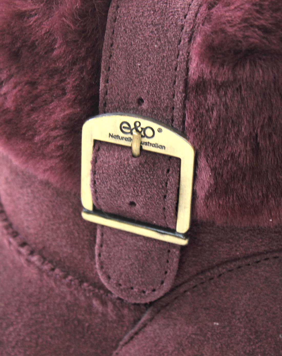 翻毛口装饰扣茄色经典真皮女雪地靴