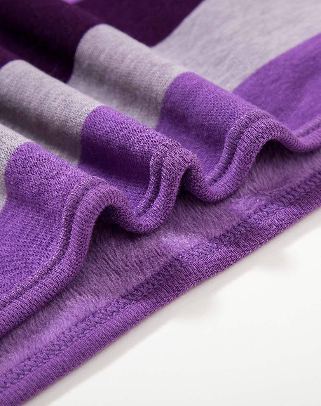 女款炫紫色华彩暖舒绒内衣