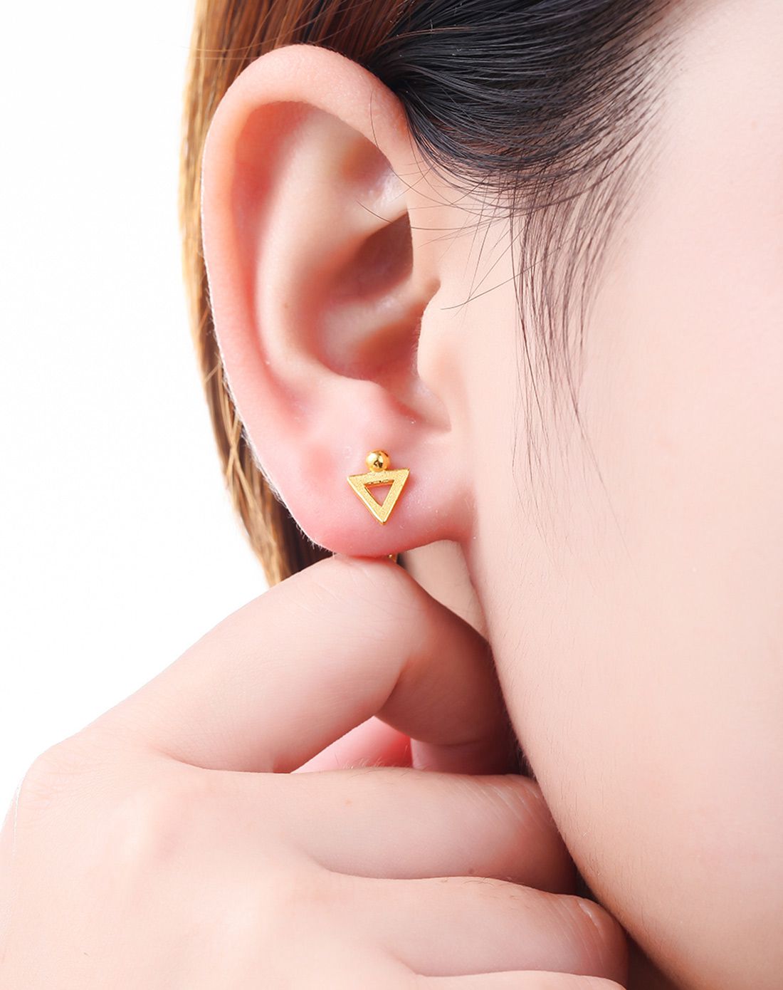 周六福 精品足金三角形黄金耳钉