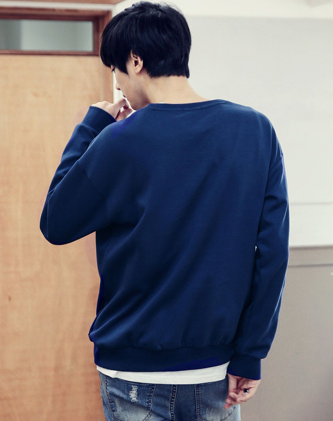 蓝色宽松时尚印花休闲长袖t恤