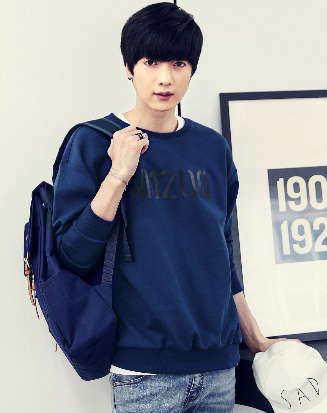 蓝色宽松时尚印花休闲长袖t恤