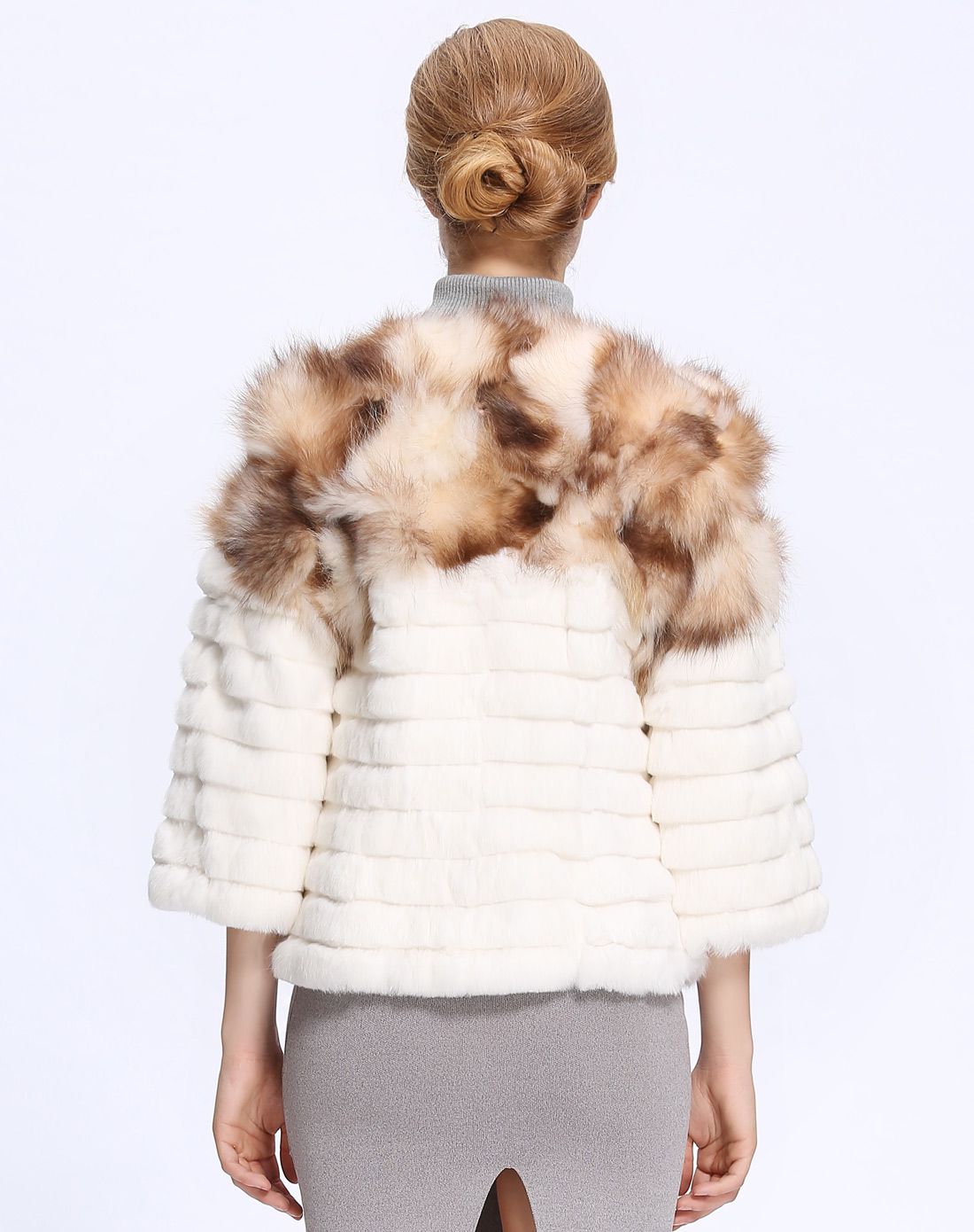 白色时尚貉子毛兔毛皮草