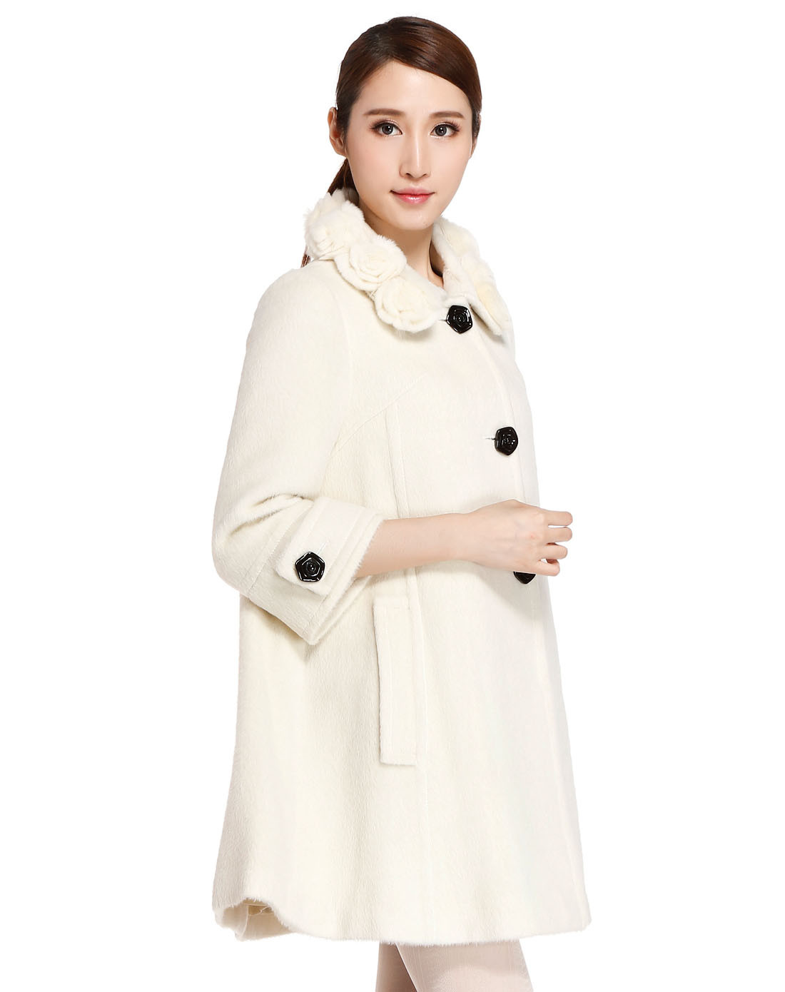 奶白色典雅气质七分袖长款大衣