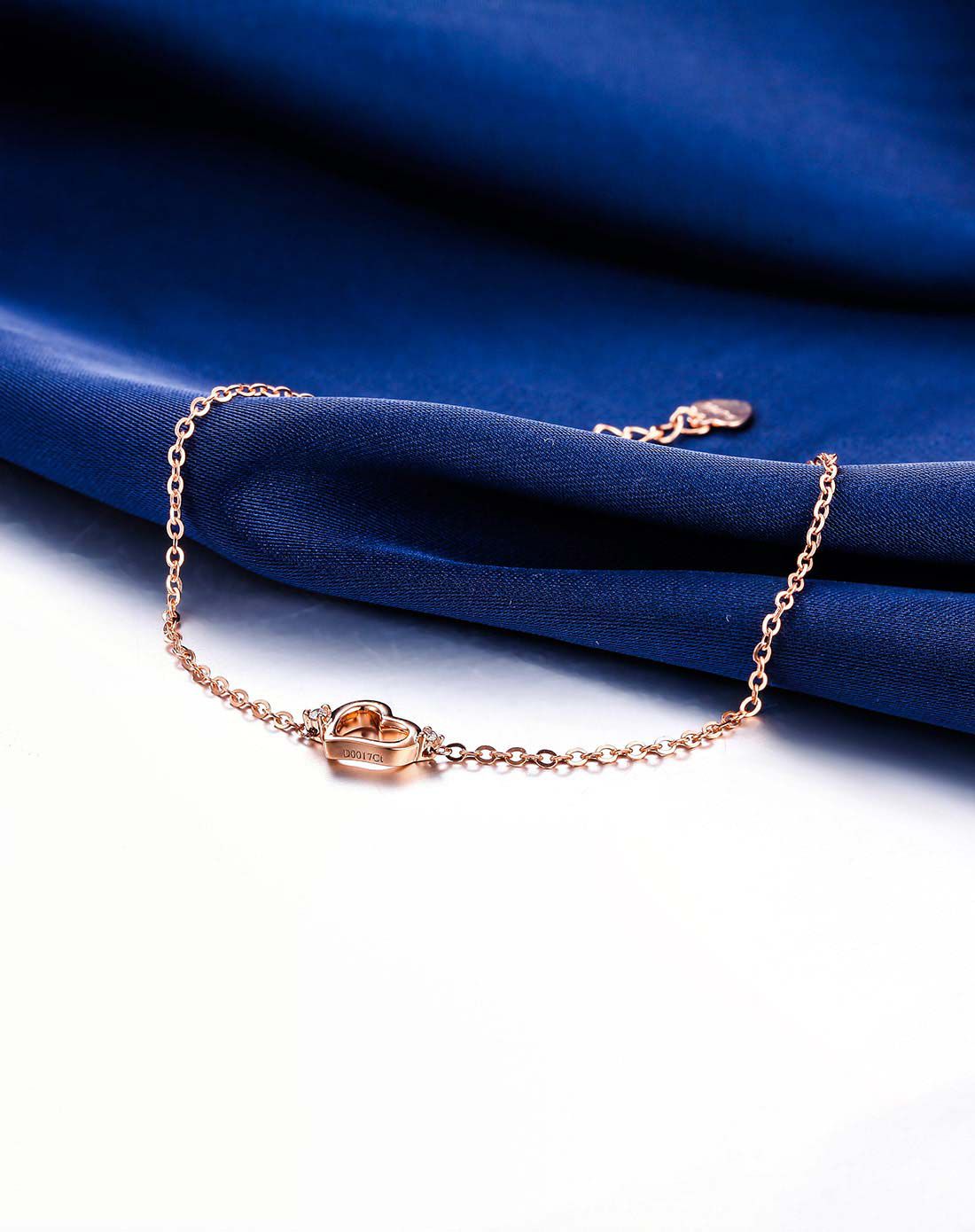 周六福 玫瑰金18k金钻石手链-我心*