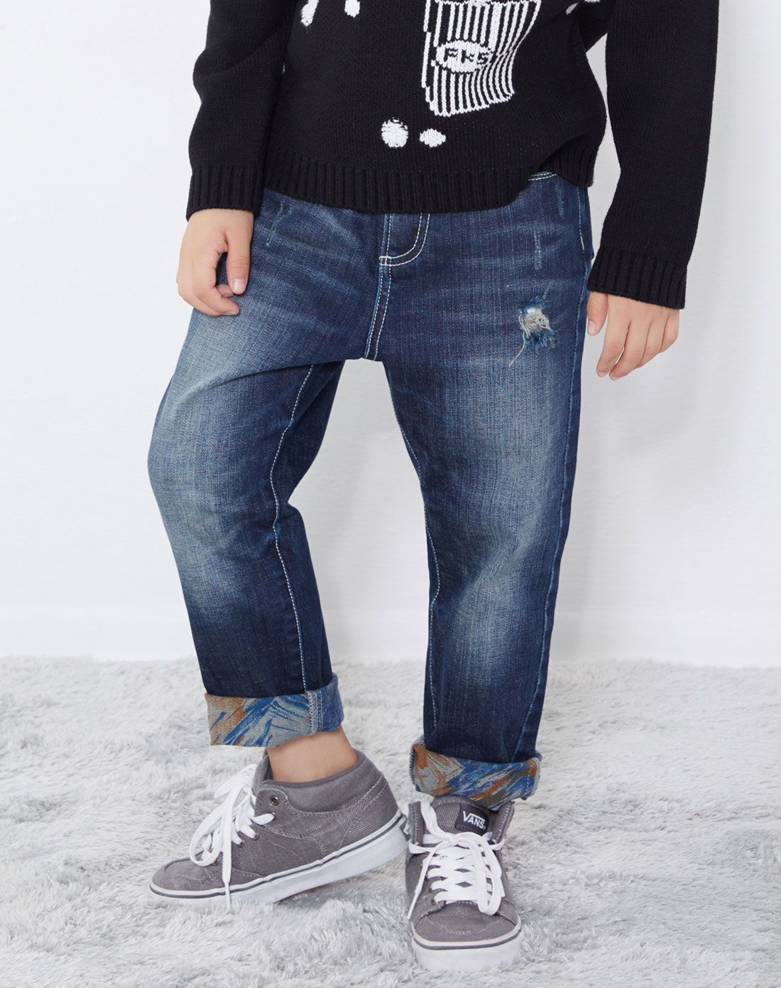 男童趣味口袋印花磨白牛仔裤