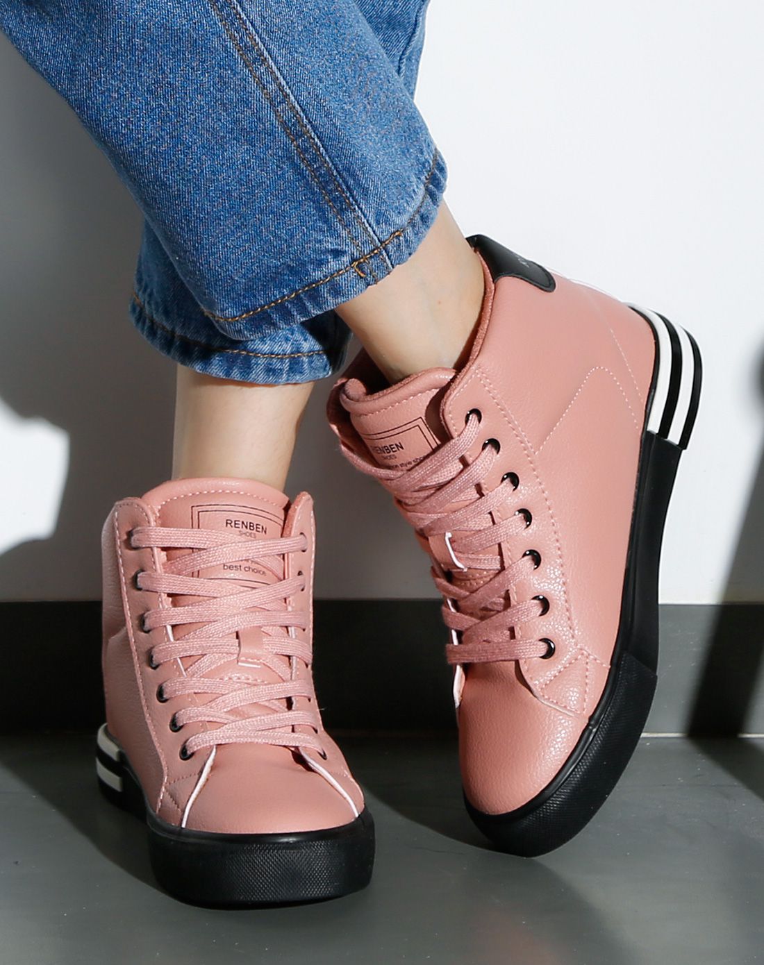 人本时尚休闲女鞋专场 加绒保暖 女款黑色棉鞋 高帮休闲 运费 (订单满