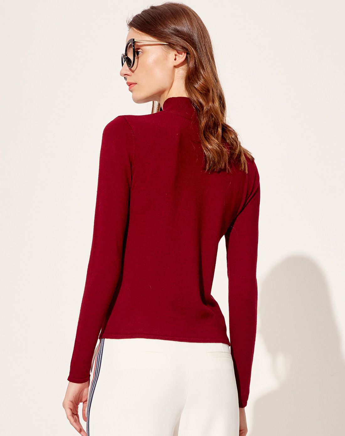 时尚气质针织衫酒红色