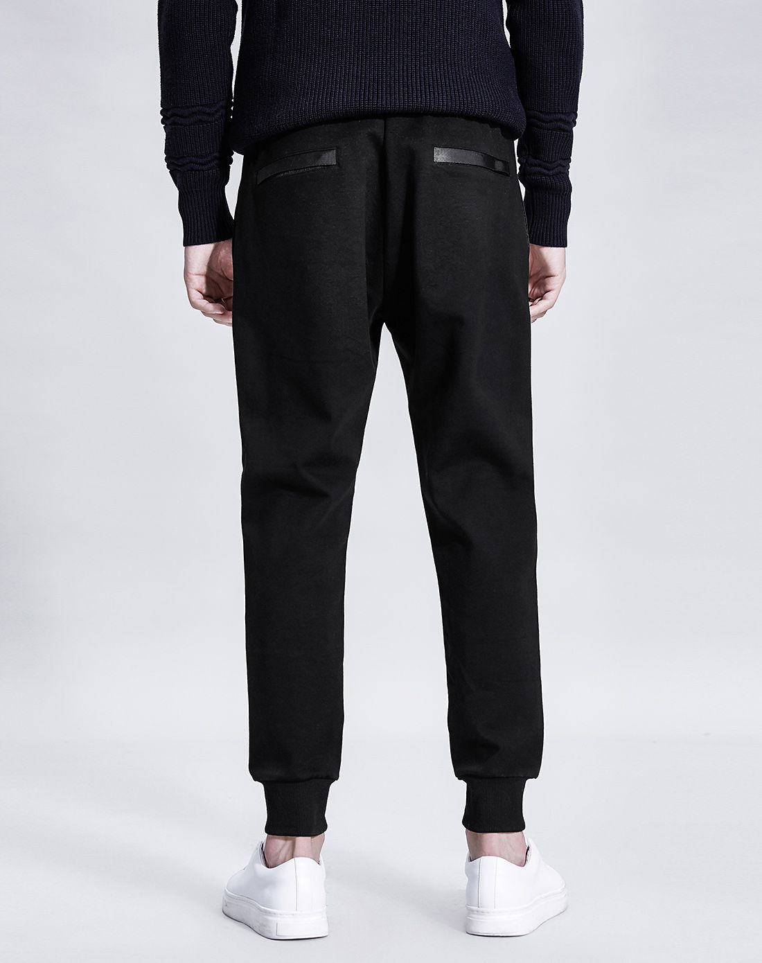 休闲裤男冬季运动长裤收脚裤微弹小脚哈伦裤男束脚裤潮