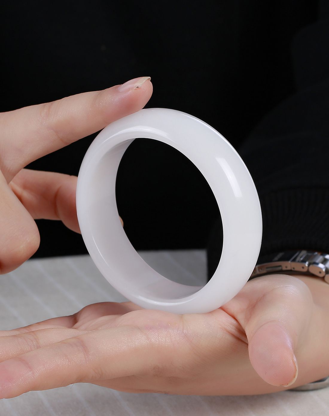 优悦生活uve翡翠玉石专场uve 天然石英岩质玉精美手镯u1611600h1205