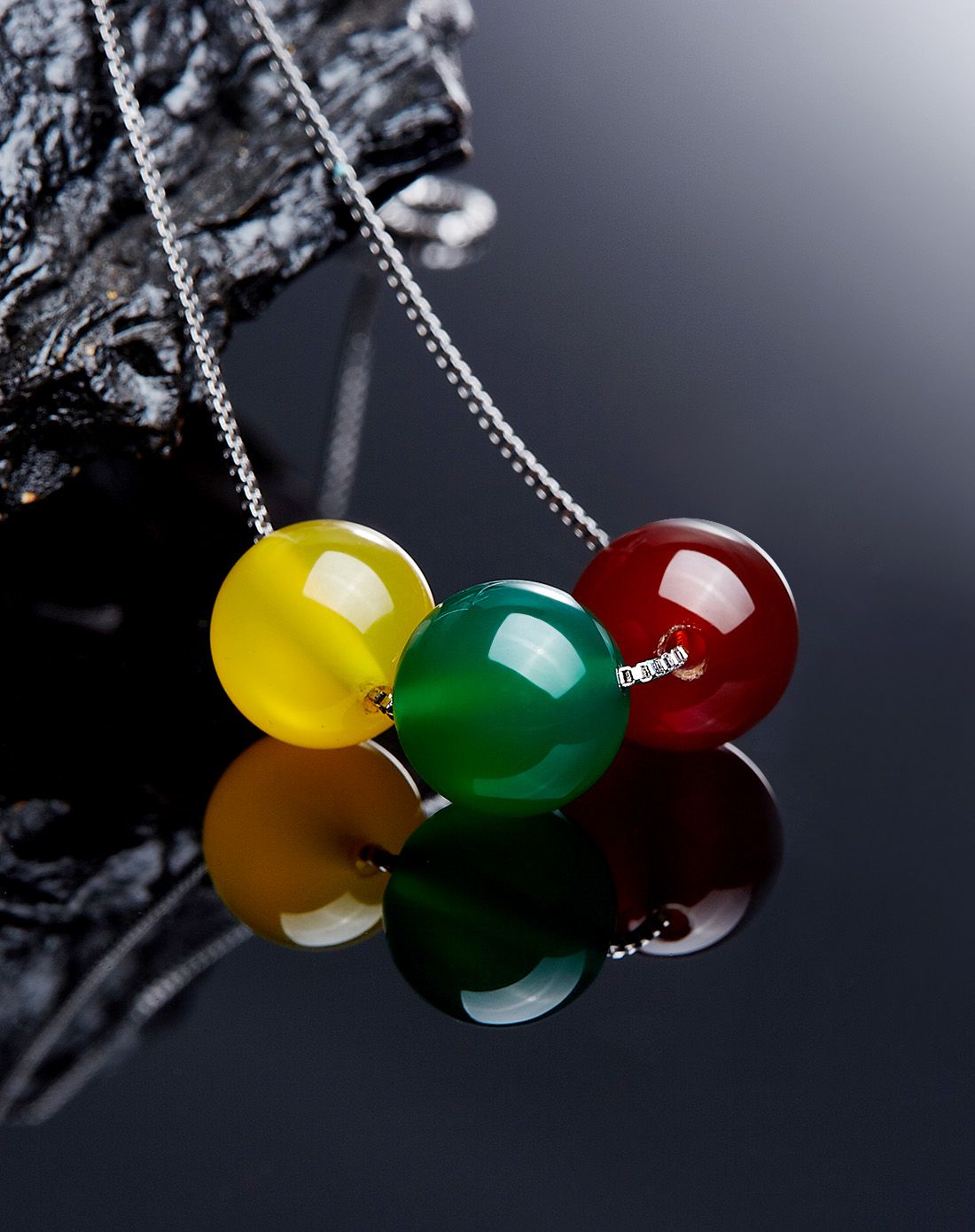 uve s925银款三色玛瑙路路通项链