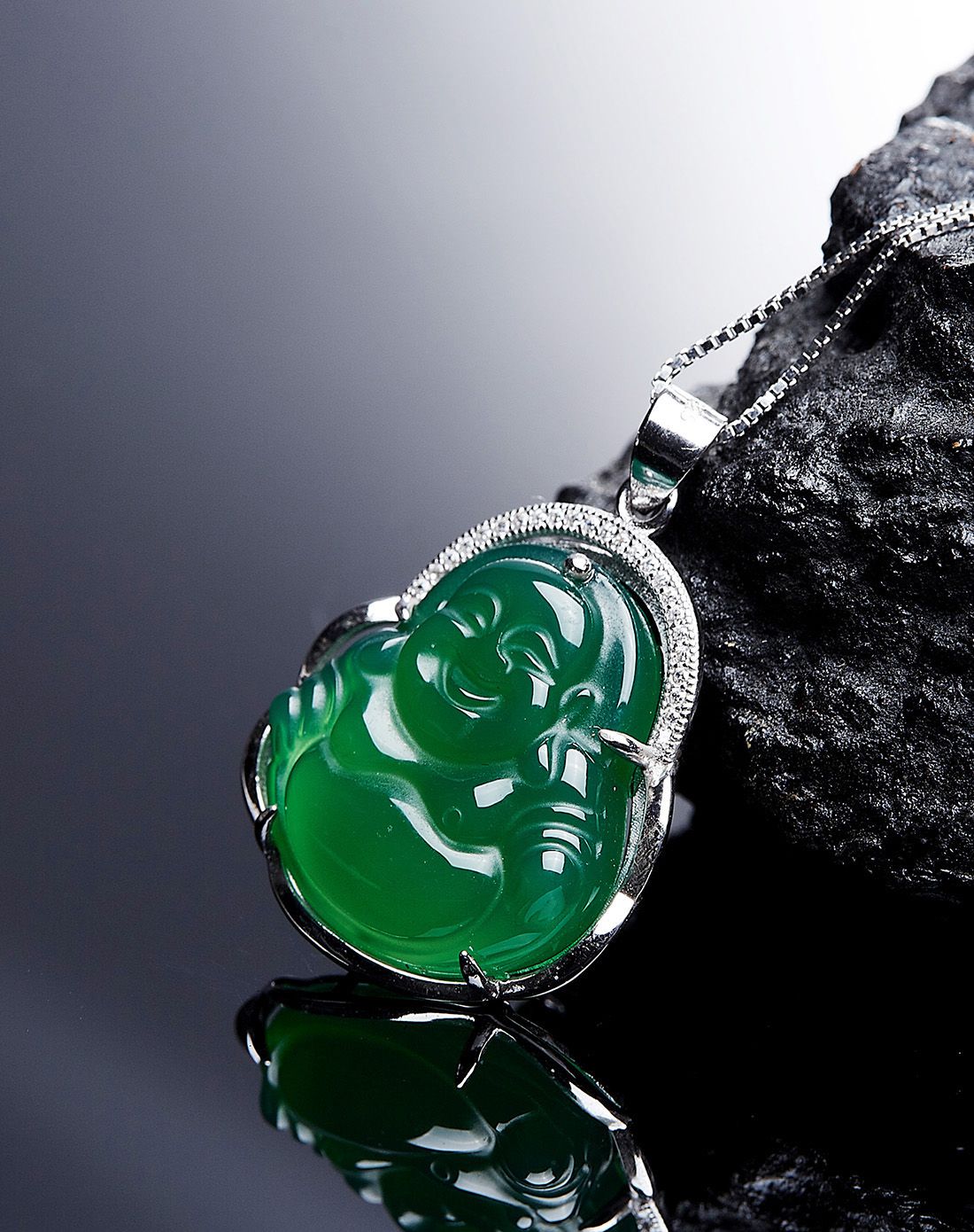 uve s925银镶绿玉髓佛公吊坠