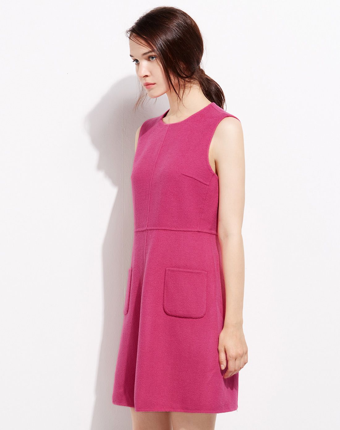 韩版纯色圆领无袖连衣裙玫粉