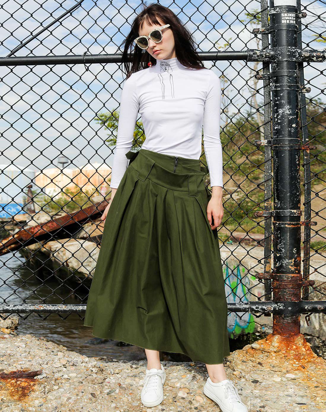 大褶a字半截裙军绿色