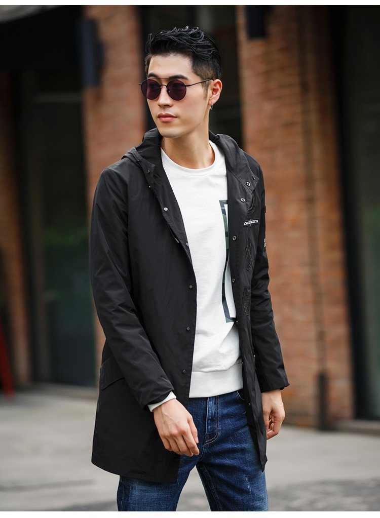 时尚绣花贴章连帽中长款休闲夹克黑色