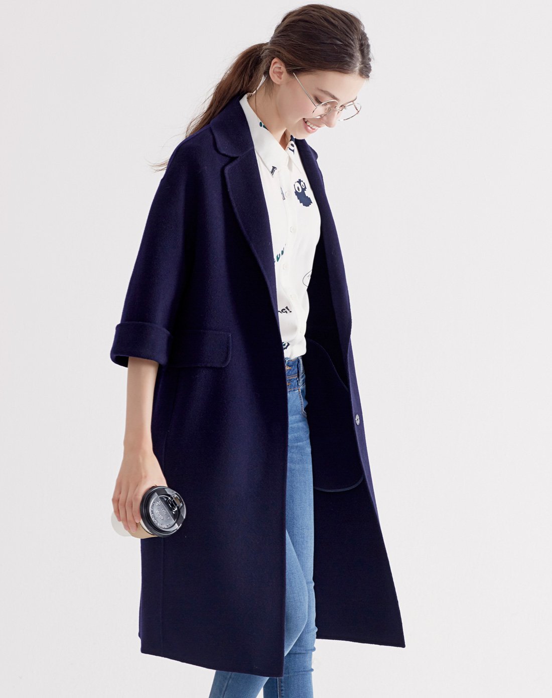 时尚百搭大衣藏青色