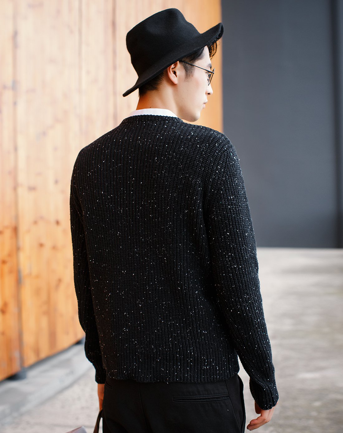 时尚芝麻点提花百搭休闲毛衣黑底白点