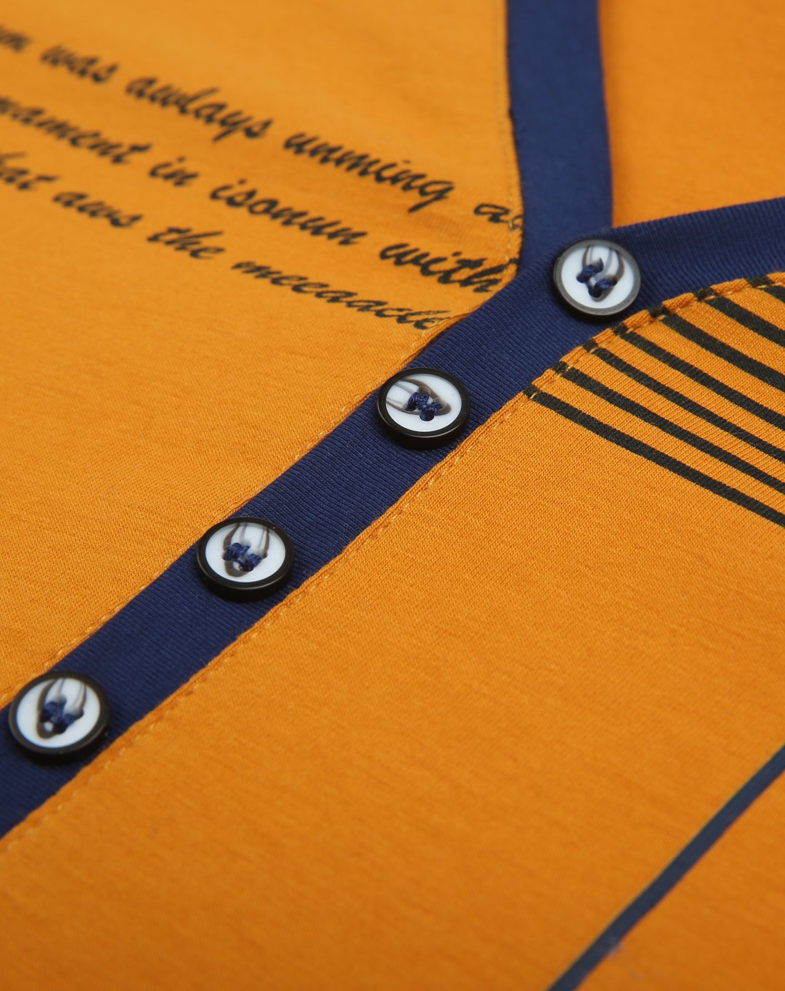 时尚休闲v领撞色短袖t恤橙色