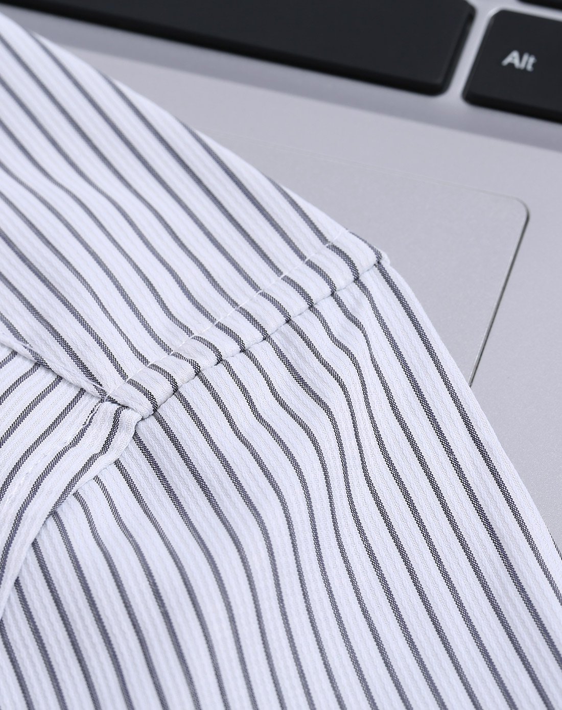 温莎蓝皱纹长袖衬衫