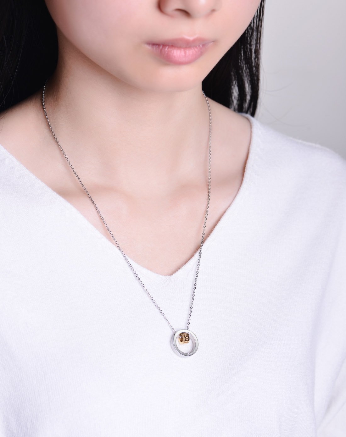 佐卡伊 旋转的爱 钻石项链
