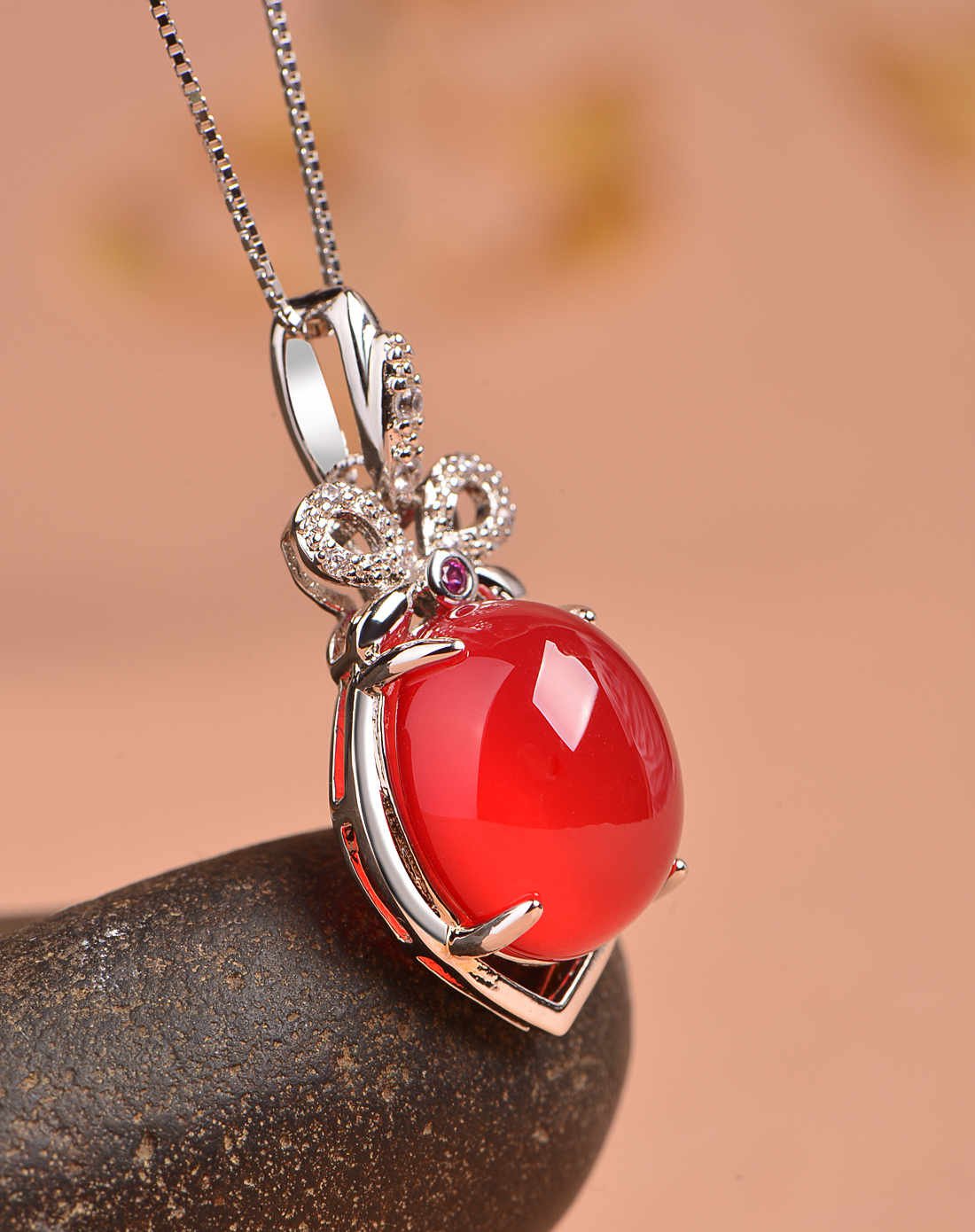 新款红玉髓吊坠送s925银链子附证书