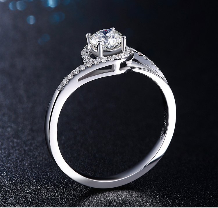 周六福珠宝专场 周六福 50分白18k金钻石戒指 品牌名称: 周六福 商品