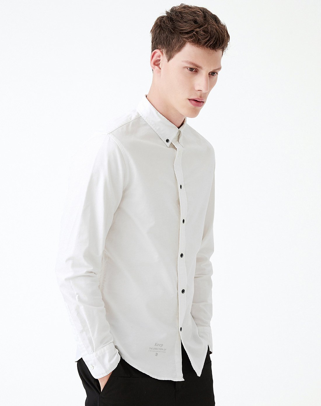 纯色翻领长袖衬衫白色