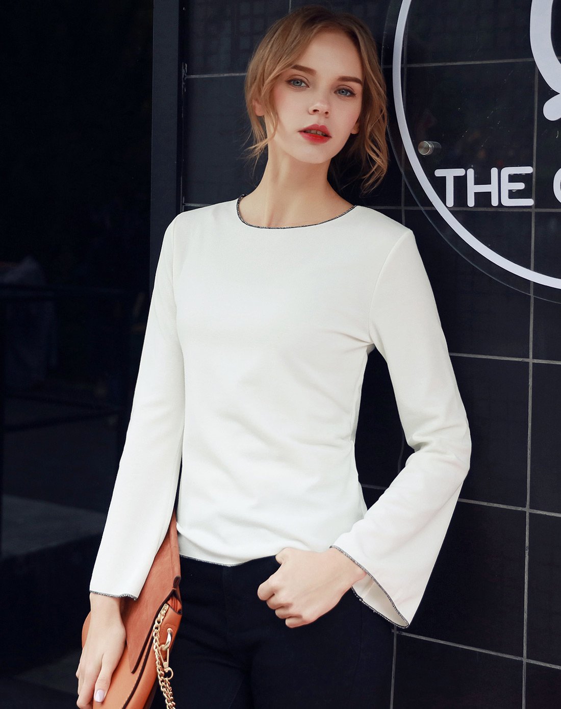 喇叭袖上衣荷叶波浪边修身长袖打底衫女浅咖色