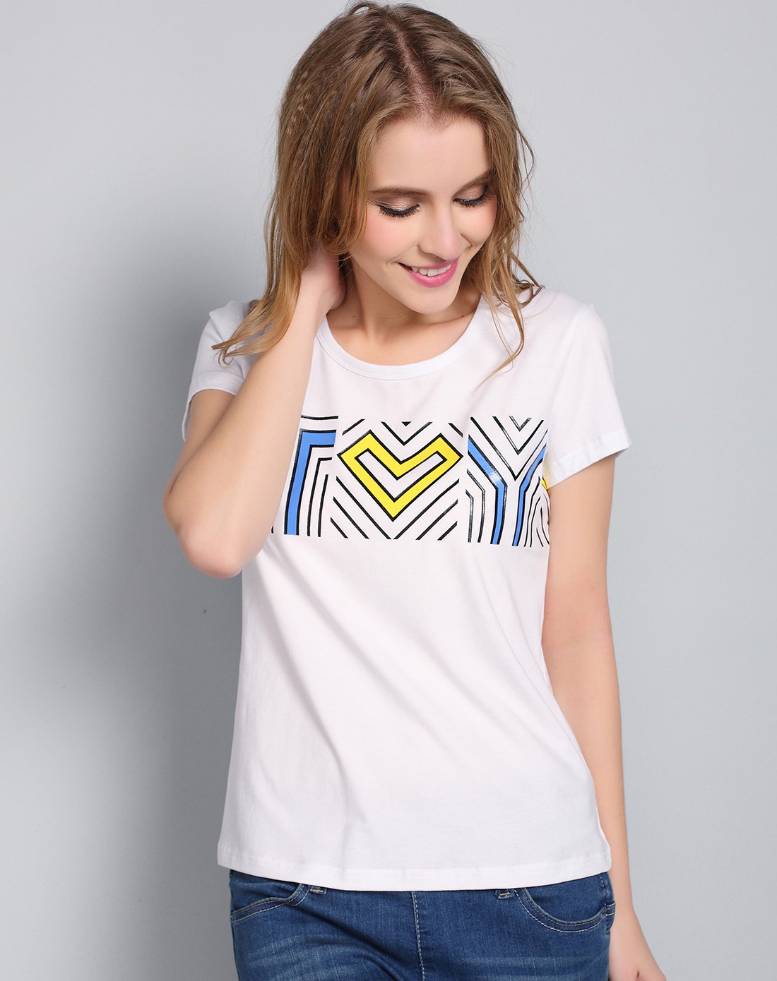 女款时尚亮彩印花t恤(亮色印花)黑色