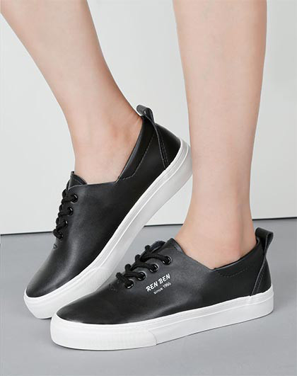 纯色超纤 女款运动休闲鞋 平底单鞋