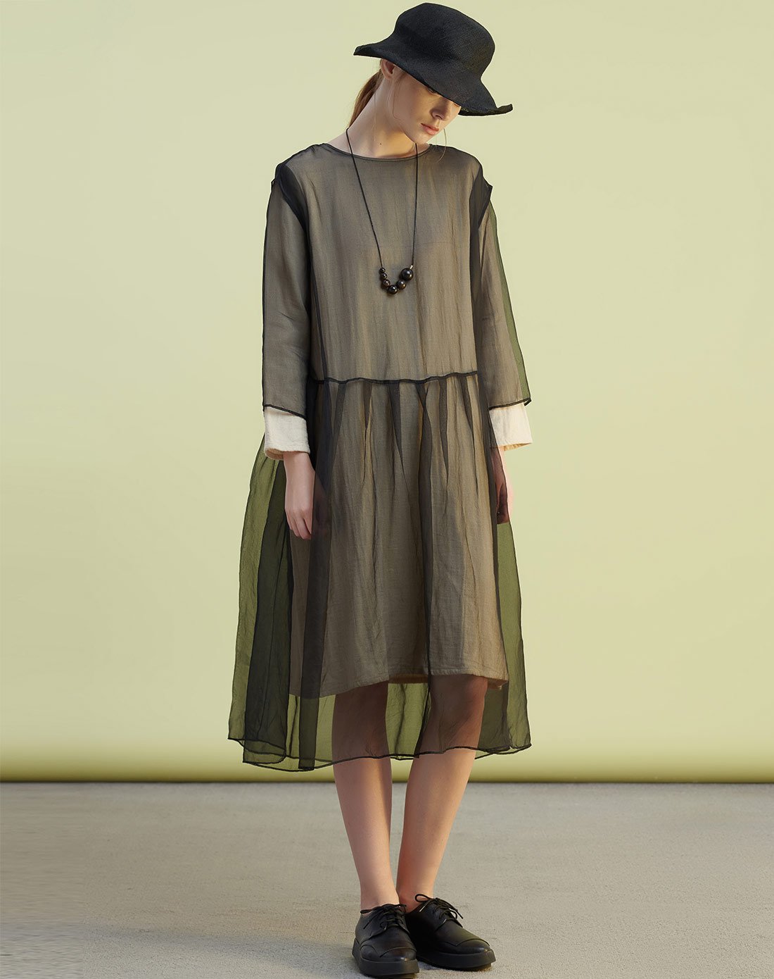 噢姆aum女装特卖旗舰店(旧) 噢姆aum 春夏气质优雅真丝圆领双层撞色