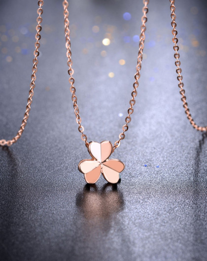 佐卡伊 玫瑰18k金项链