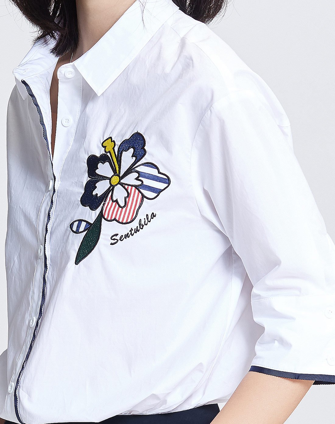 白色花卉贴布绣花文艺百搭五分袖衬衫