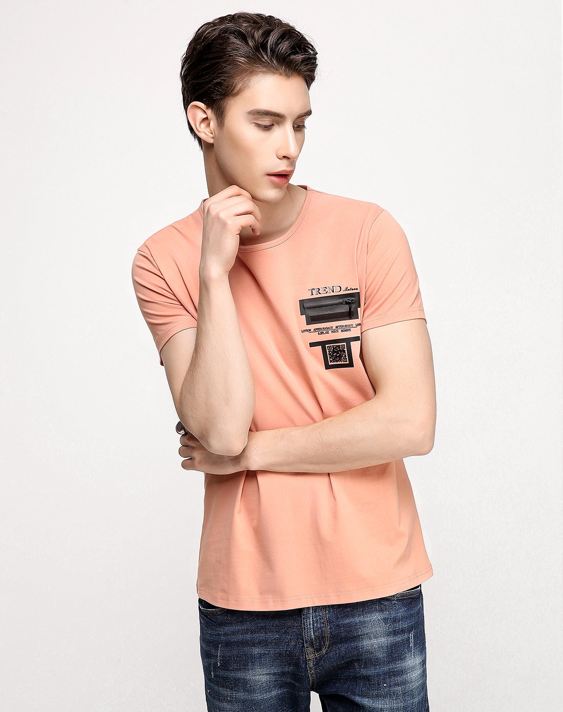 男款休闲圆领短袖t恤衫