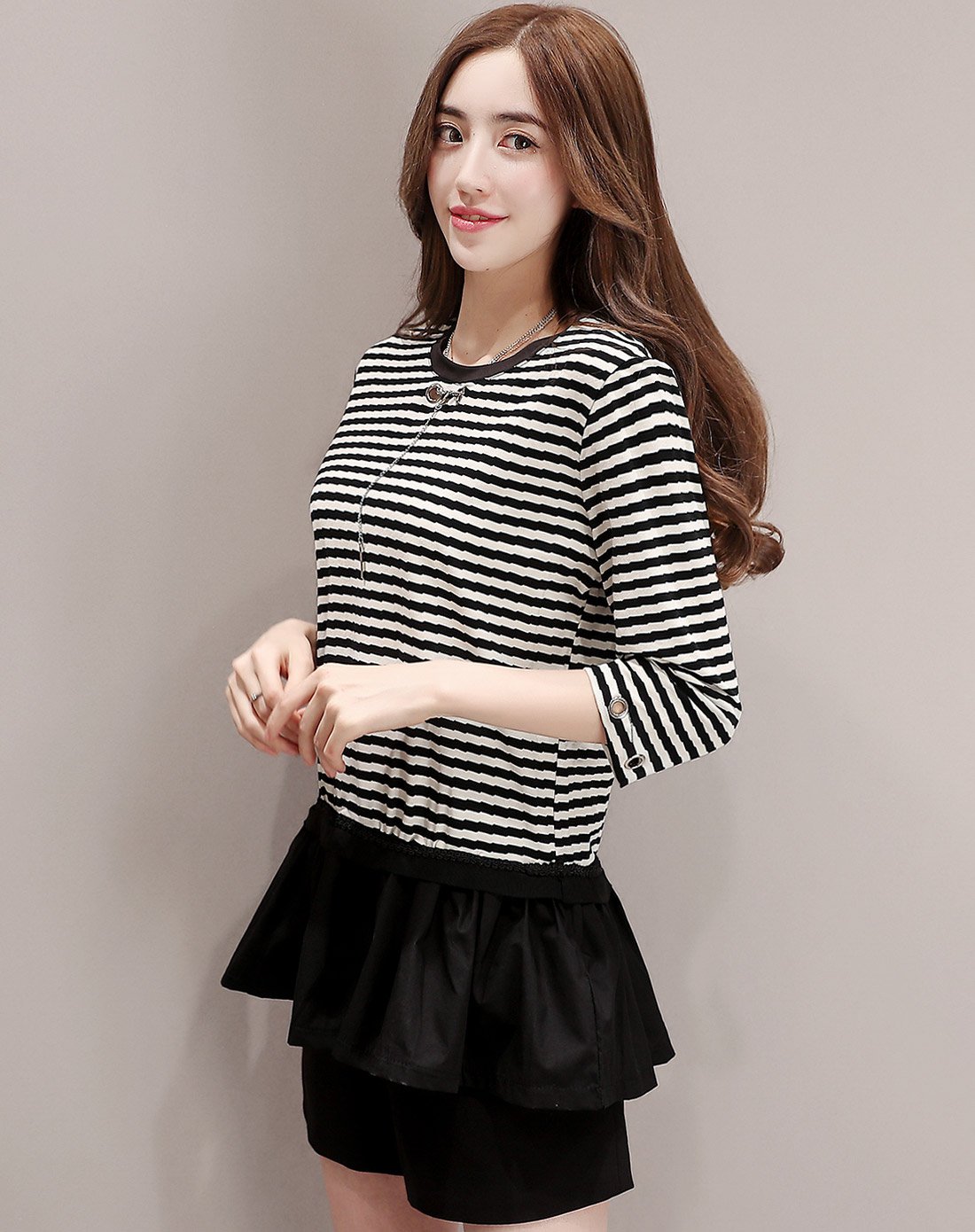 撞色拼接裙摆式上衣条纹