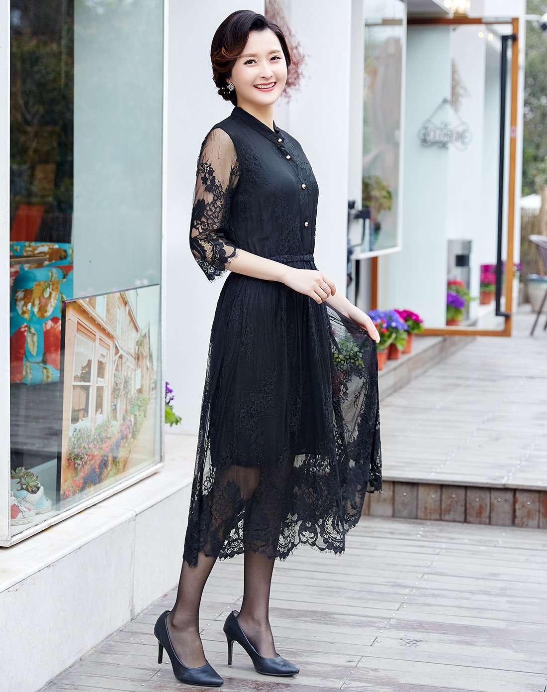 中老年妈妈装春夏缕空传统长袖连衣裙