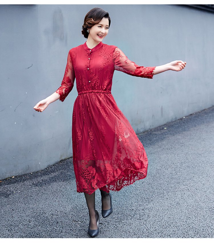 中老年妈妈装春夏缕空传统长袖连衣裙