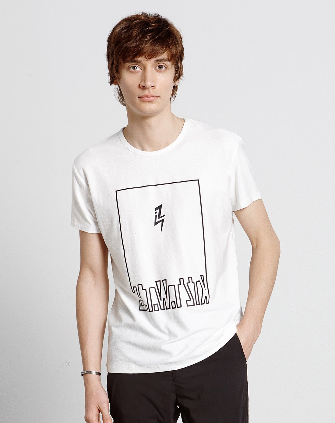 2017夏新品棉质时尚个性图案短袖t恤黑色