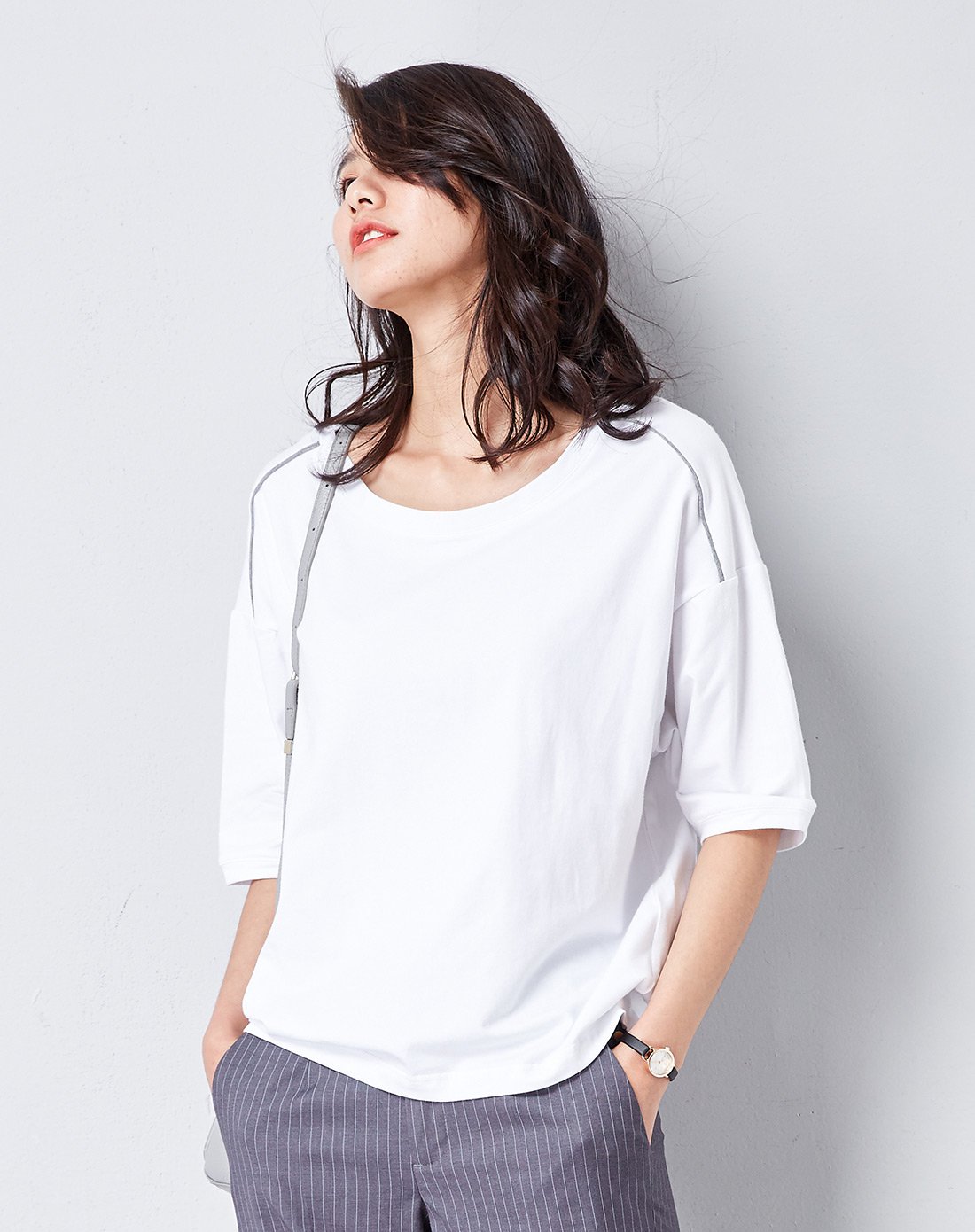 落肩蝙蝠袖撞色嵌条宽松七分袖t恤