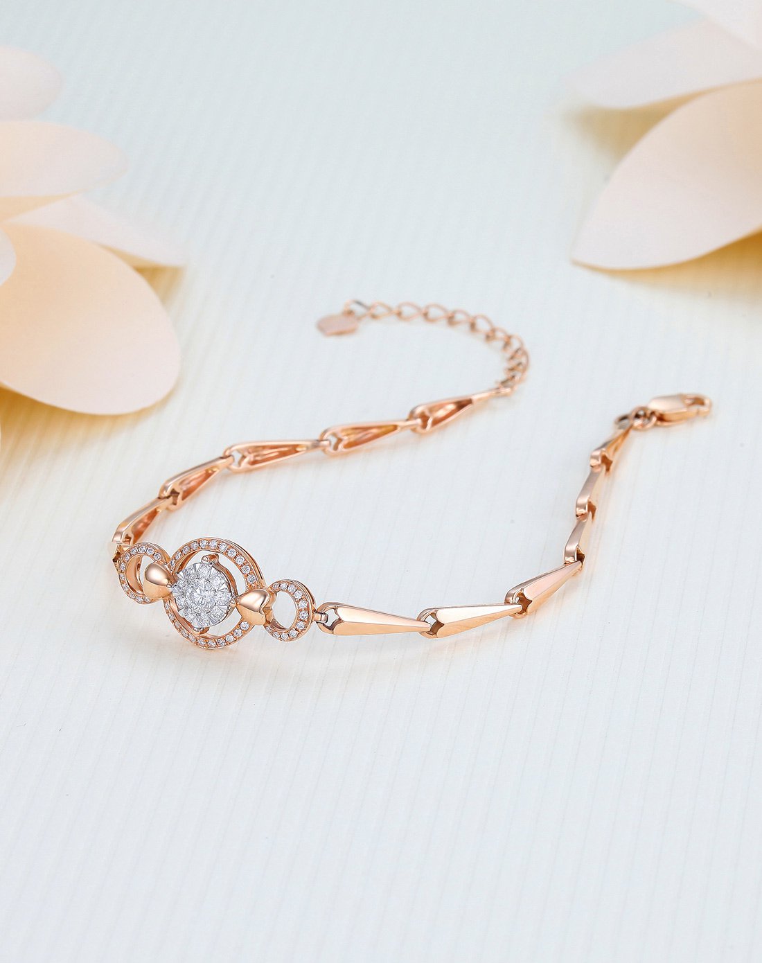 佐卡伊 白红18k双色金钻石手链