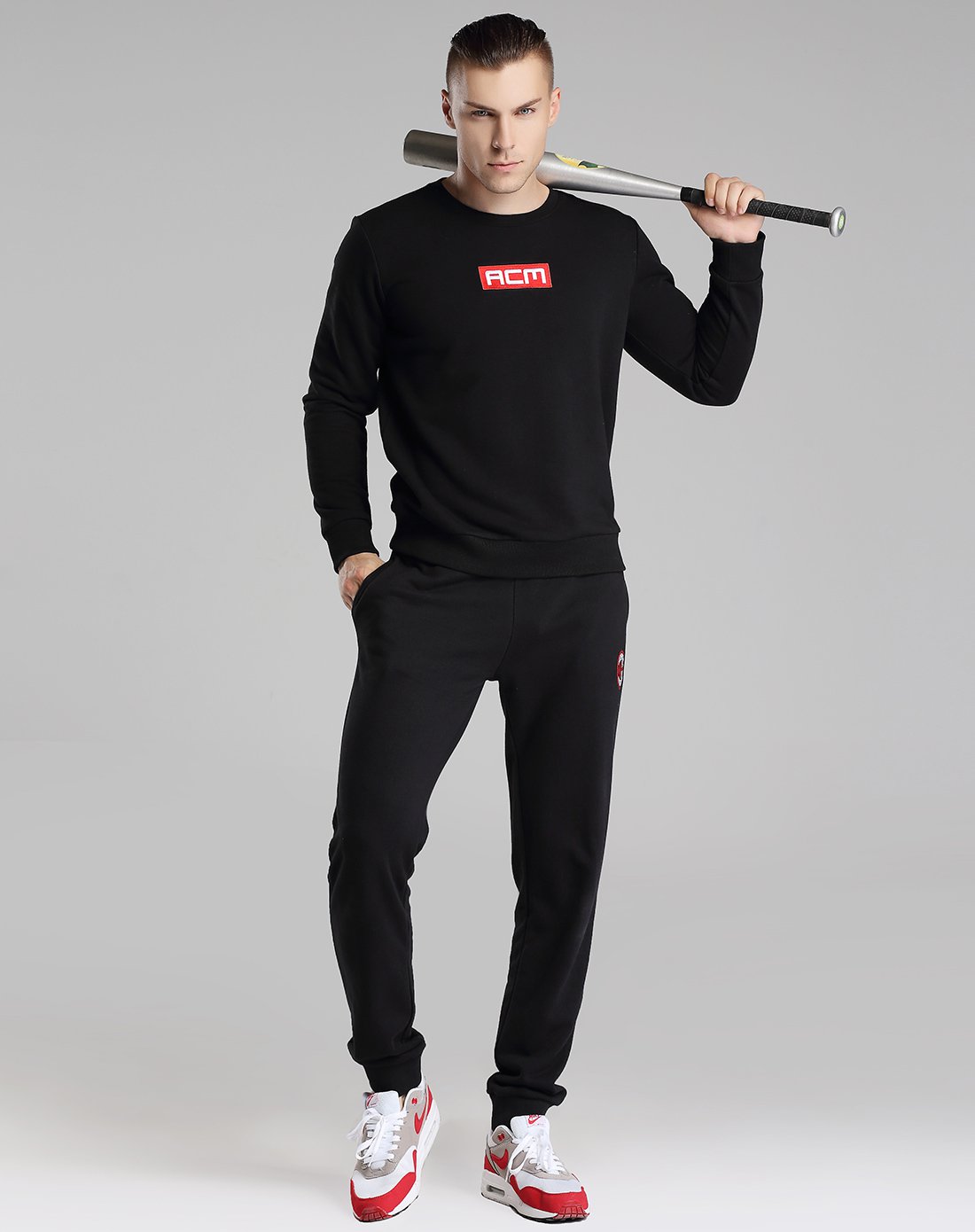 ac米兰 经典时尚 男士圆领运动套头卫衣 休闲系列