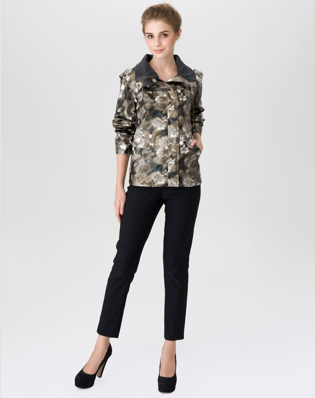 珂曼女装专场 宽松时尚丛羽绿风衣