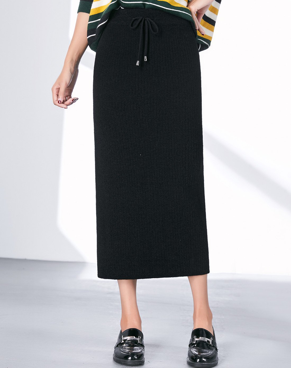 时尚休闲纯色直筒抽绳系带针织松紧半身裙